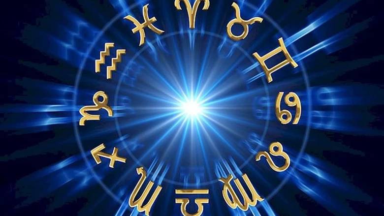 Mars Akrep’te, güneş Terazi’de! Aşk, para ve kariyerde burcunuzu neler bekliyor? 4